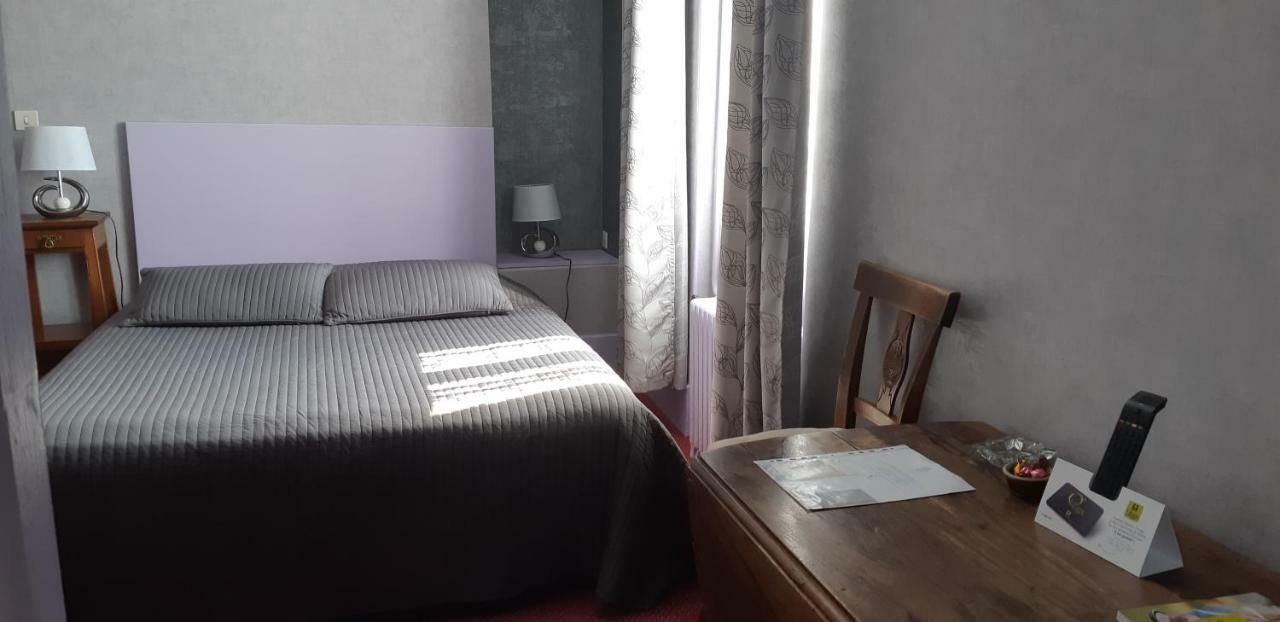 Logis Hotel Le Cor D'Argent ภายนอก รูปภาพ