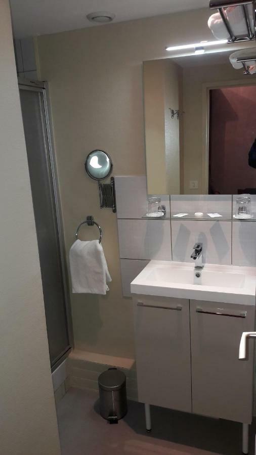 Logis Hotel Le Cor D'Argent ภายนอก รูปภาพ